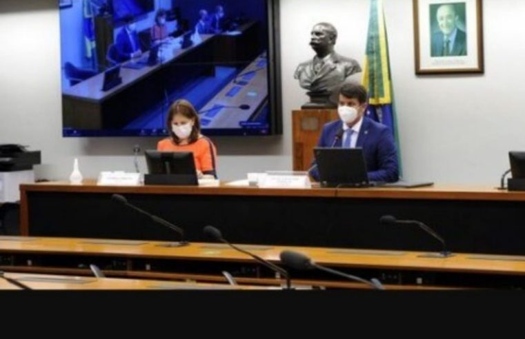 Projeto quer permitir que estados e municípios remanejem recursos destinados à Covid-19