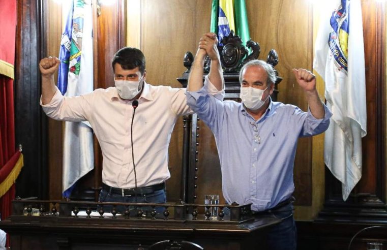 Bernardo Rossi e Baninho, são confirmados como candidatos à reeleição em Petrópolis durante a convenção do Partido Liberal (PL).