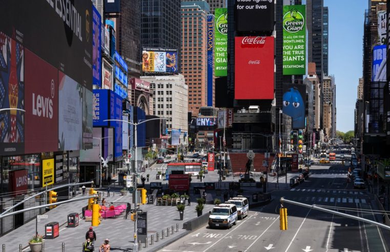 Nova York vai multar quem se recusar a usar máscara