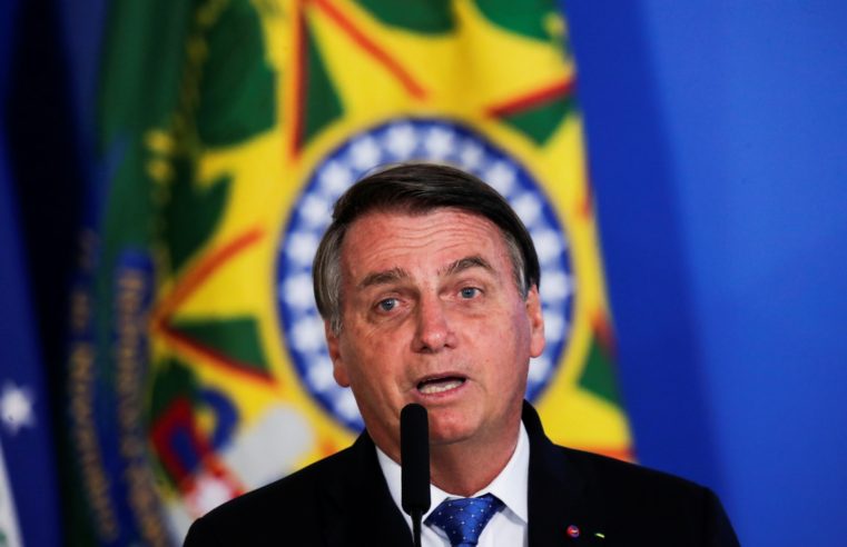 Bolsonaro sobre fala de Mourão: “não delego assunto que é do presidente”
