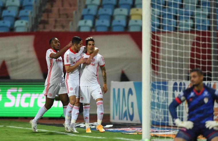Inter vence Atlético Goianiense e tem vantagem na Copa do Brasil