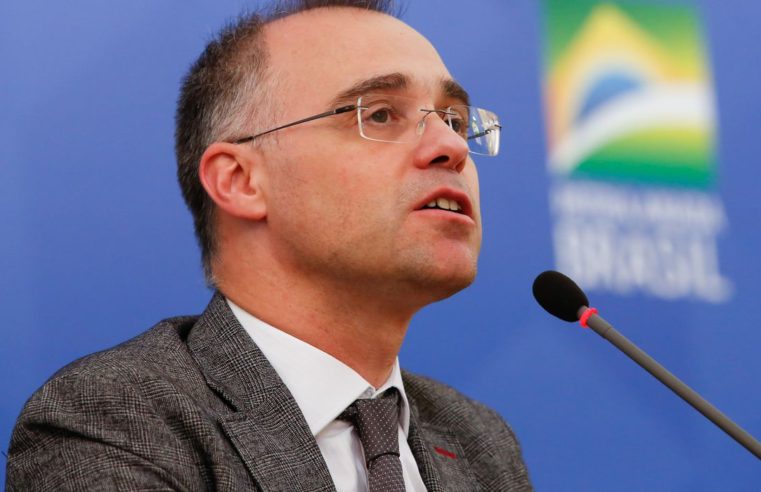 Ministro defende uso de tecnologias para combater crime organizado