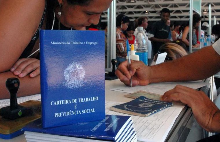 Criação de empregos em setembro atinge melhor nível em dez anos