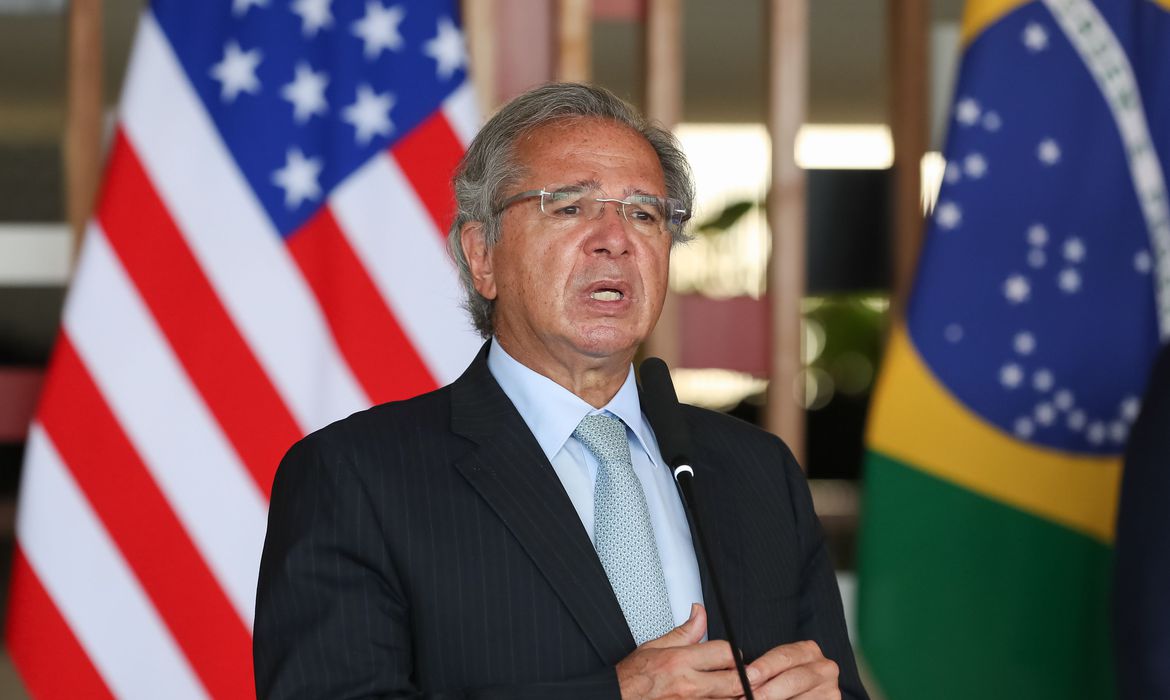 Não investir no Brasil será um grande erro, afirma ministro