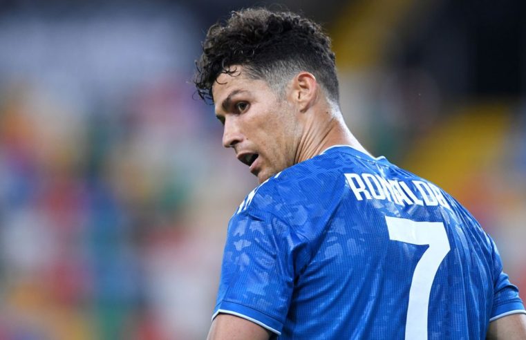 Ministro italiano diz que Cristiano Ronaldo quebrou protocolo de saúde