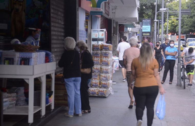 CNI: índice de confiança do consumidor permanece em queda