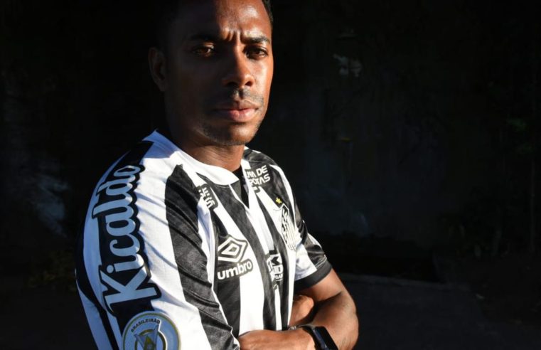 Robinho e Santos anunciam suspensão de contrato