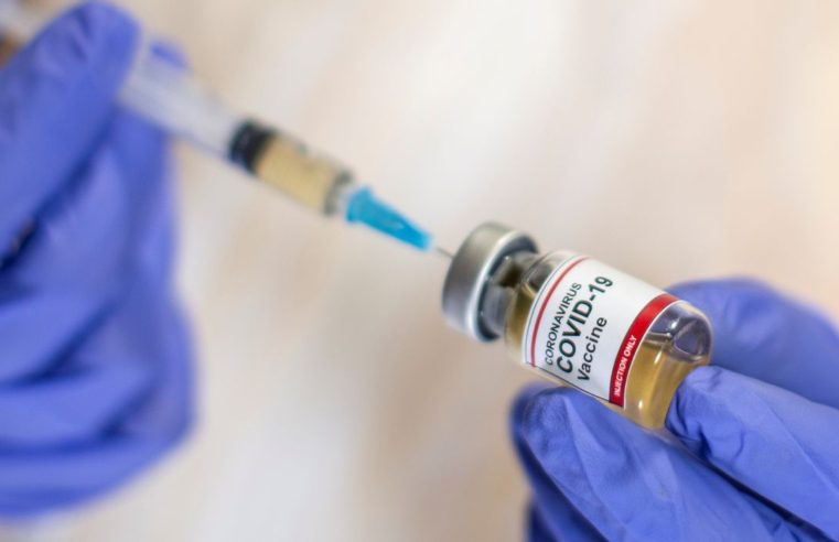 Desinformação pode levar pessoas a rejeitarem vacinas contra covid-19