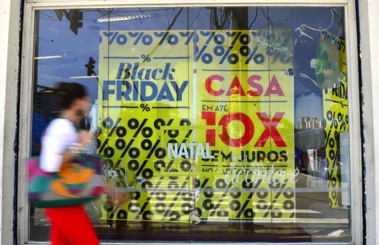 Fiscalização do Procon-SP registra infração em 70% de lojas visitadas