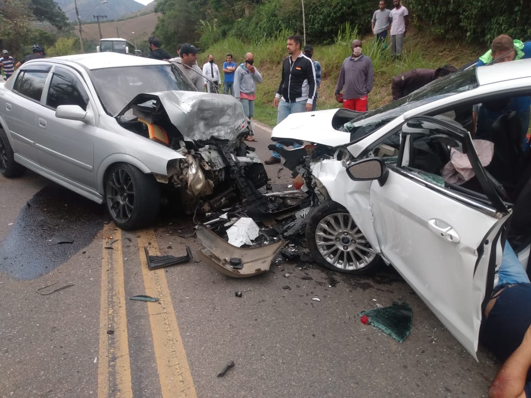 Segunda vítima de acidente na Estrada Philúvio Cerqueira Rodrigues morre no HST