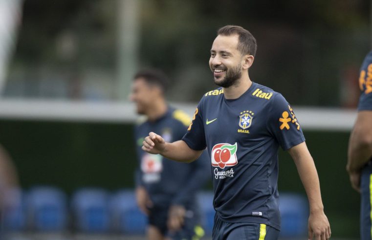 Tite esboça seleção com quatro novidades para duelo contra Venezuela