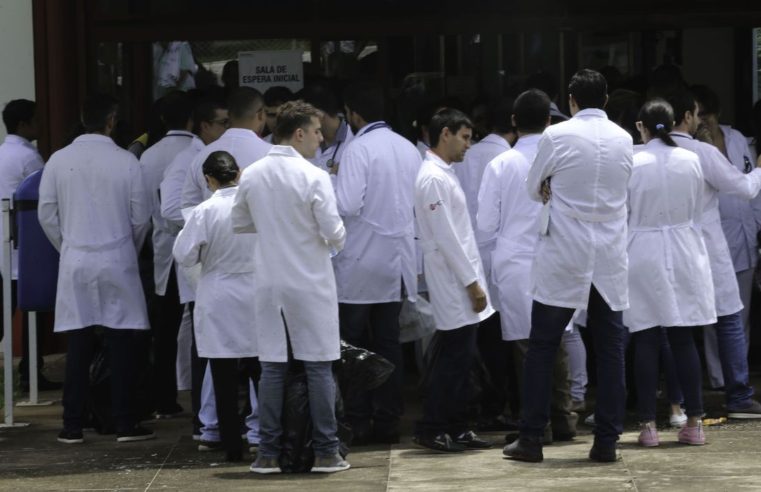 Confirmação de inscrição no exame Revalida está disponível para consulta