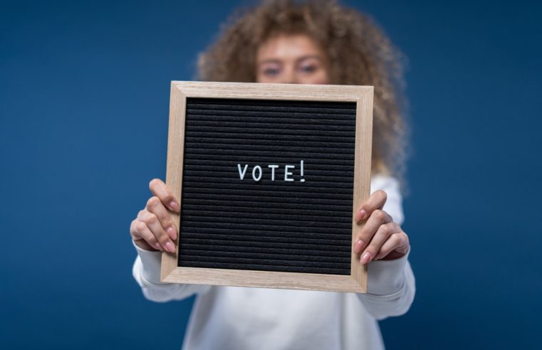 Mulheres recebem menos recursos para concorrer às eleições do que os homens