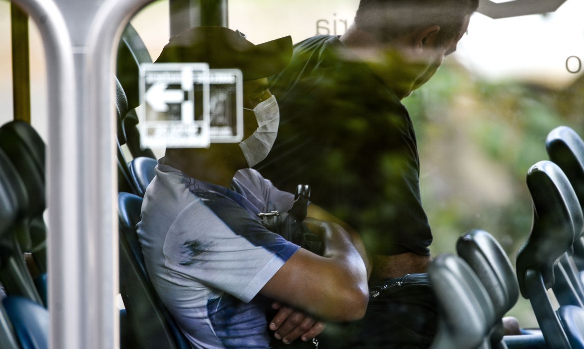 Transporte de eleitores para os locais de votação é proibido pelo TSE