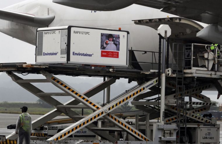 Norma da Receita Federal agiliza importação de vacinas contra covid-19