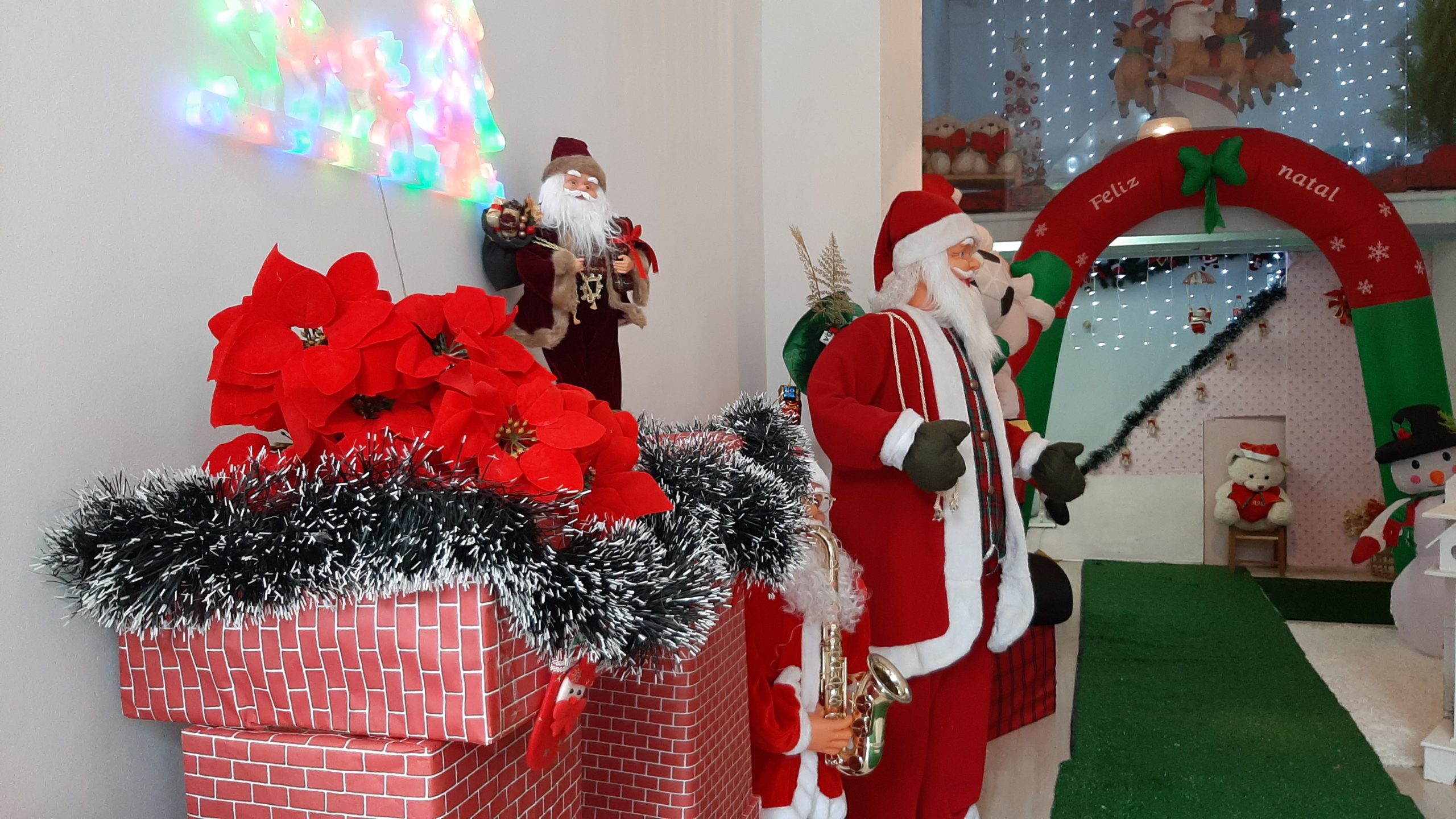 Rua Teresa abriu hoje a Casa do Papai Noel, com entrada gratuita