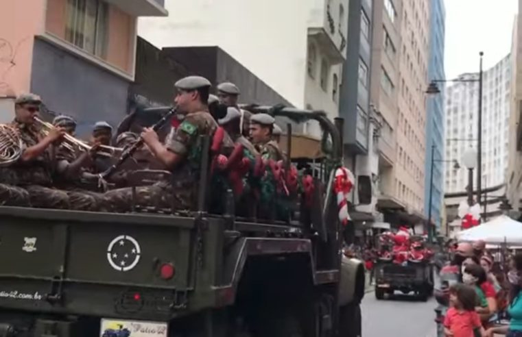 Neste sábado, tem a última edição do Natal Musical sobre Rodas. A ação foi idealizada pelo Petrópolis Convention & Visitors Bureau (PC&VB)