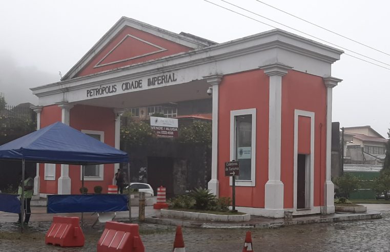 A maioria dos pontos turísticos fecha no feriado de Natal (25), mas abre durante todo o fim semana