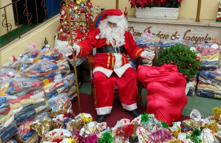 Natal do Lar Ignacio Loyola foi de doação: cestas básicas e brinquedos novos, além de preces e vibrações positivas a todos