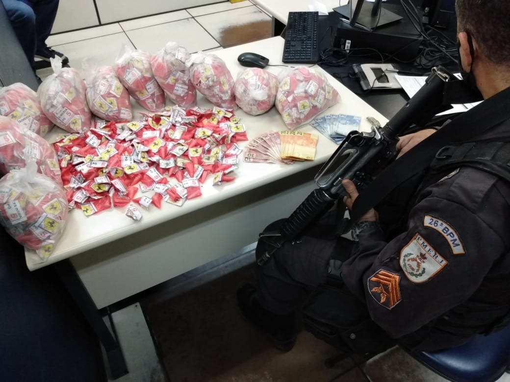 Mais de 2 mil cápsulas de cocaína são apreendidas no São Sebastião