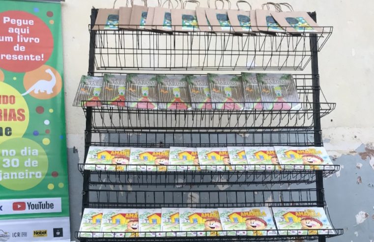 Mil livros, divididos em cinco títulos, serão distribuídos em pontos estratégicos de Petrópolis, a partir desta sexta-feira (15)