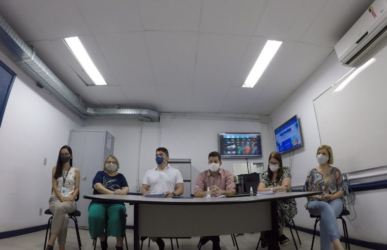 Petrópolis vai receber até esta terça-feira (19) as primeiras 4.678 doses da vacina contra o coronavírus. A informação foi confirmada pelo prefeito interino Hingo Hammes e pelo secretário municipal de Saúde, Aloisio Barbosa da Silva Filho