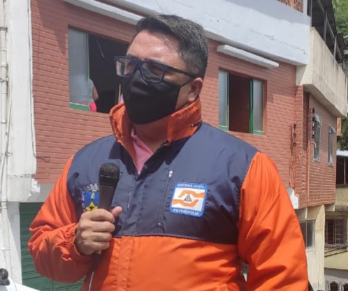 As equipes da Secretaria de Defesa Civil e Ações Voluntárias estão reforçando a fiscalização de obras irregulares a partir desta semana