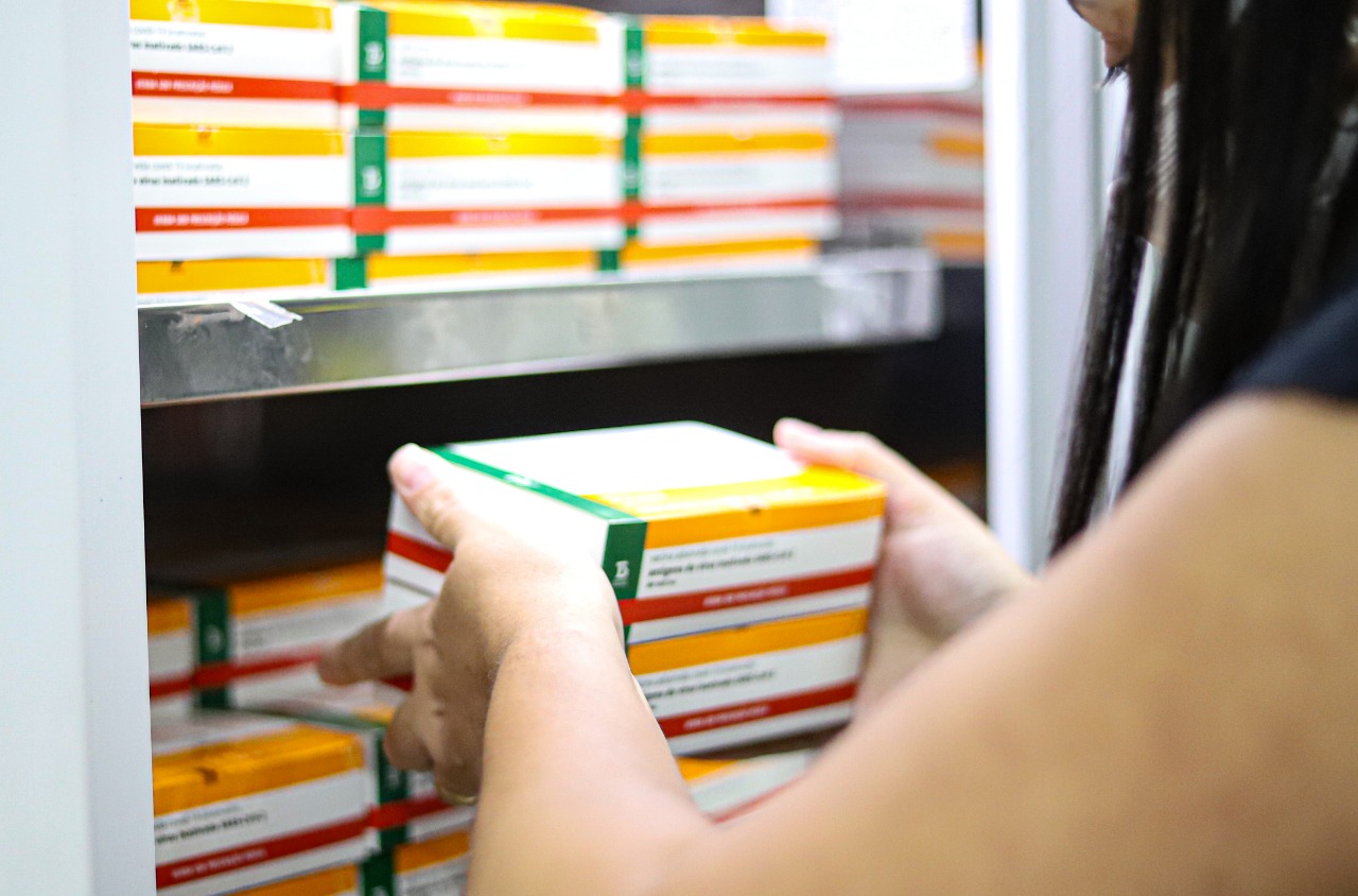 Nesta quarta-feira, (03), foram vacinadas 406 pessoas, totalizando 5.083 vacinas aplicadas em Petrópolis