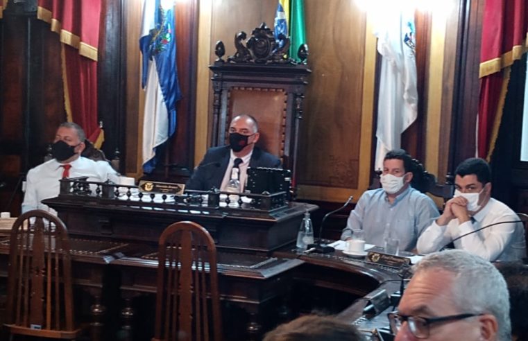 Prefeito interino Hingo Hammes vai a Brasília nesta quarta-feira (24) para cobrar resposta do Departamento de Infraestrutura em Transportes (Dnit) sobre a atuação na BR-040 após o fim do contrato com a Concessionária Rio-Juiz de Fora (Concer)