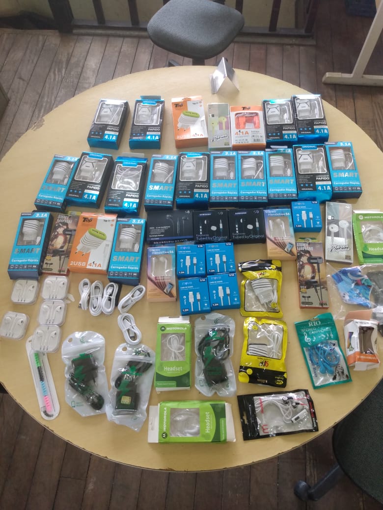 Operação realizada pela fiscalização de Posturas e Guarda Civil Municipal, apreende produtos irregulares