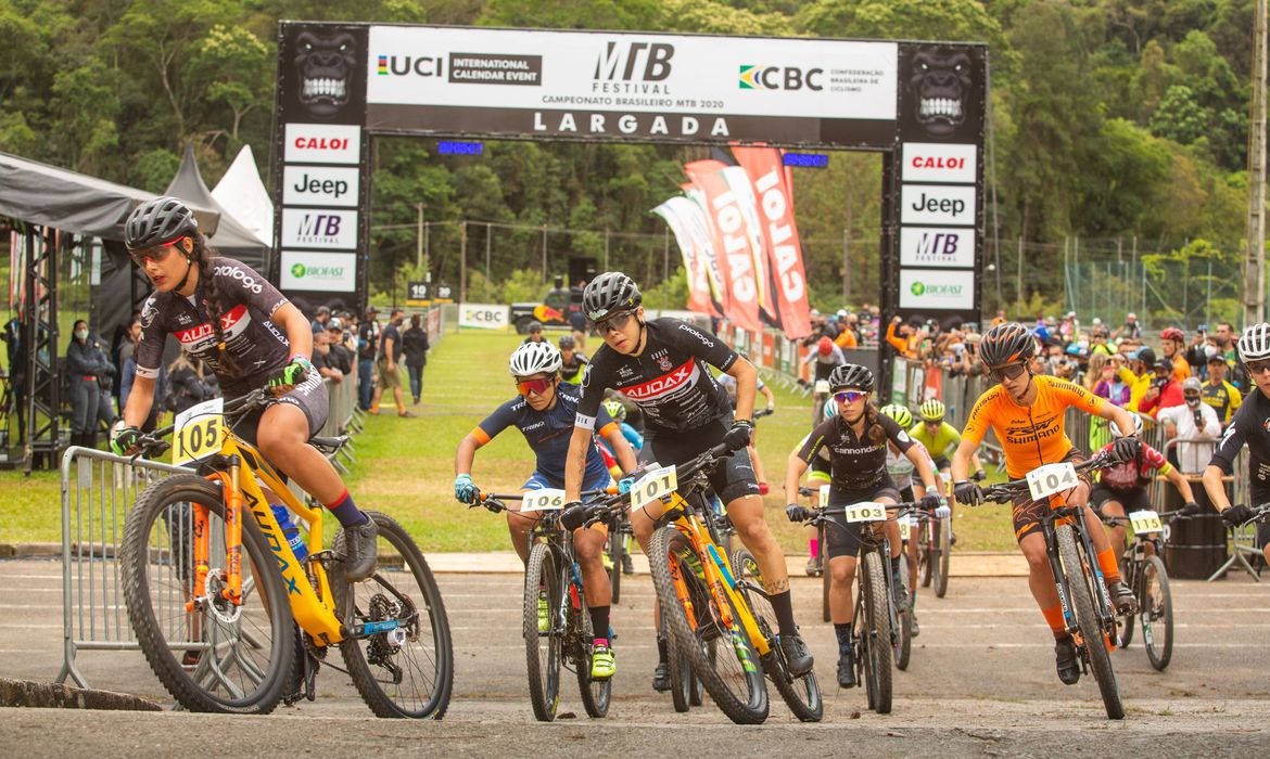Com Avancini sendo decisivo, Brasil recebe Copa do Mundo de MTB