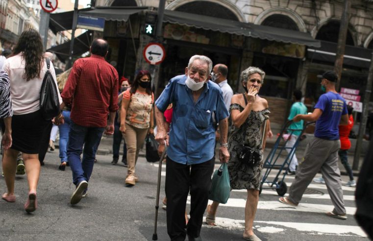 Recadastramento anual de aposentados e pensionistas da União é adiado
