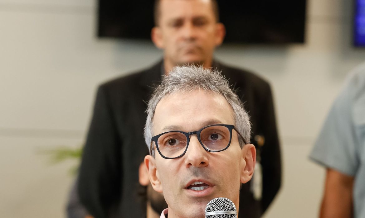 Minas Gerais entra na fase roxa amanhã para conter a covid-19