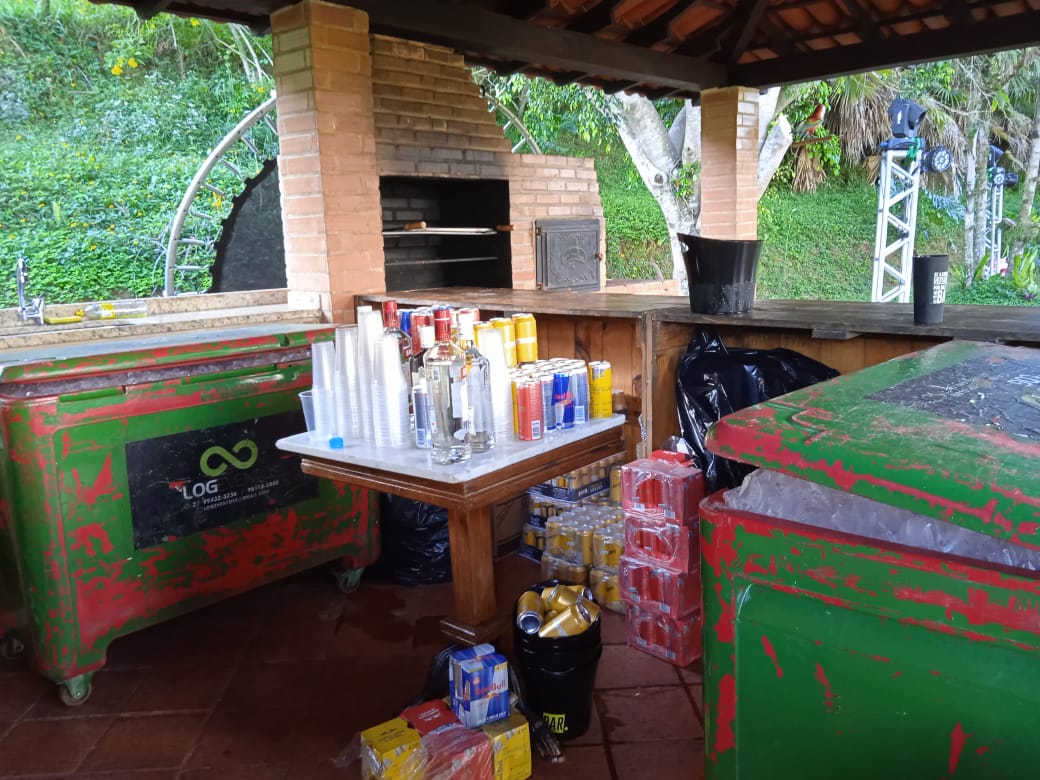 Operação conjunta entre o governo municipal e as forças de segurança impediu a realização de uma festa clandestina neste sábado (20) na região de Secretário