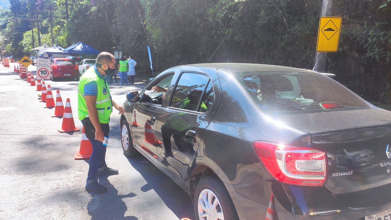 Motoristas são barrados nas entradas da cidade