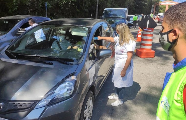 Mais de 100 veículos já foram impedidos de entrar em Petrópolis