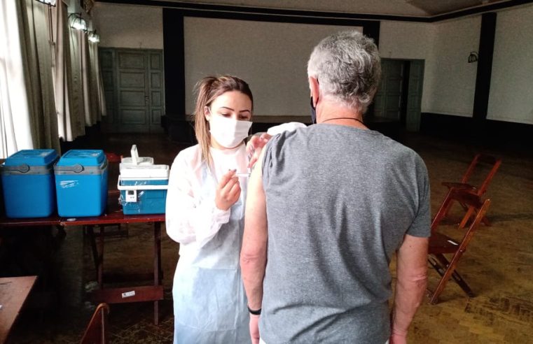 Vacina Covid-19: mais de 11 mil idosos com mais de 70 anos cadastrados