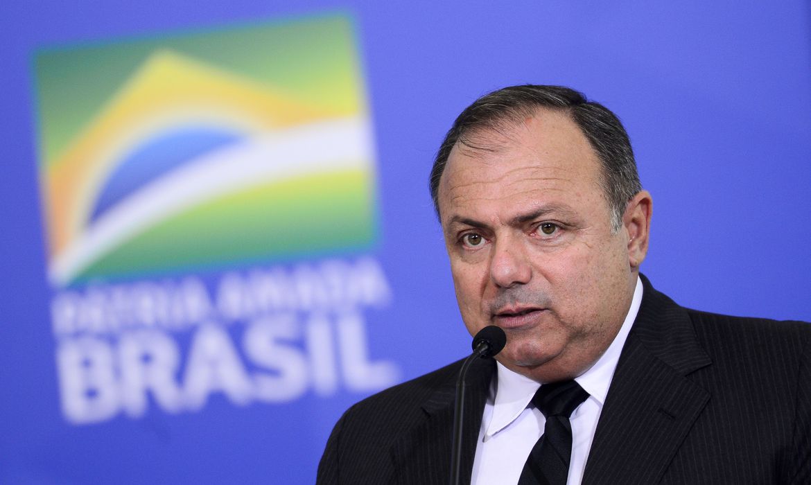 Ministério da Saúde alinha compra de vacina russa Sputnik V e formaliza compra de 138 milhões de doses com a Pfizer e a Janssen