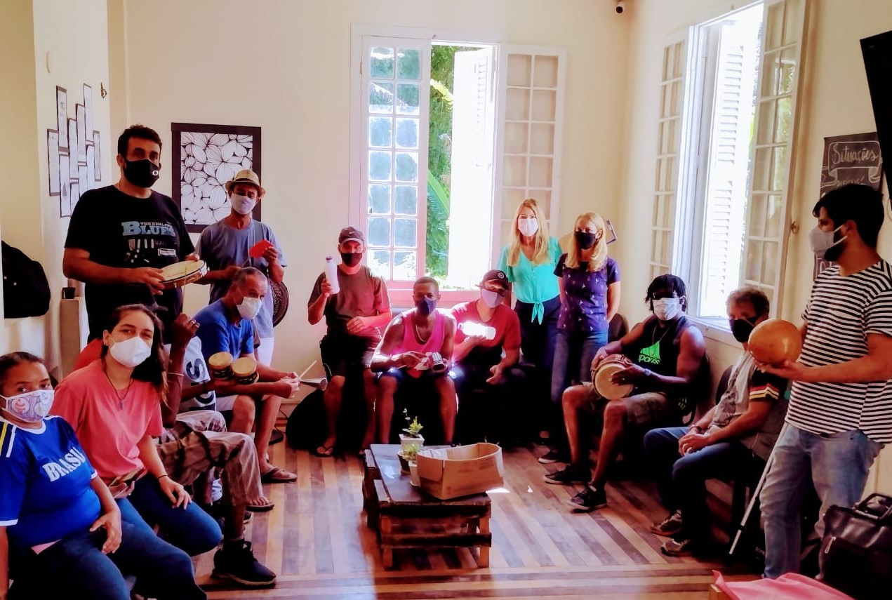 Projeto musical da Secretaria de Assistência Social ajuda pessoas em situação de rua