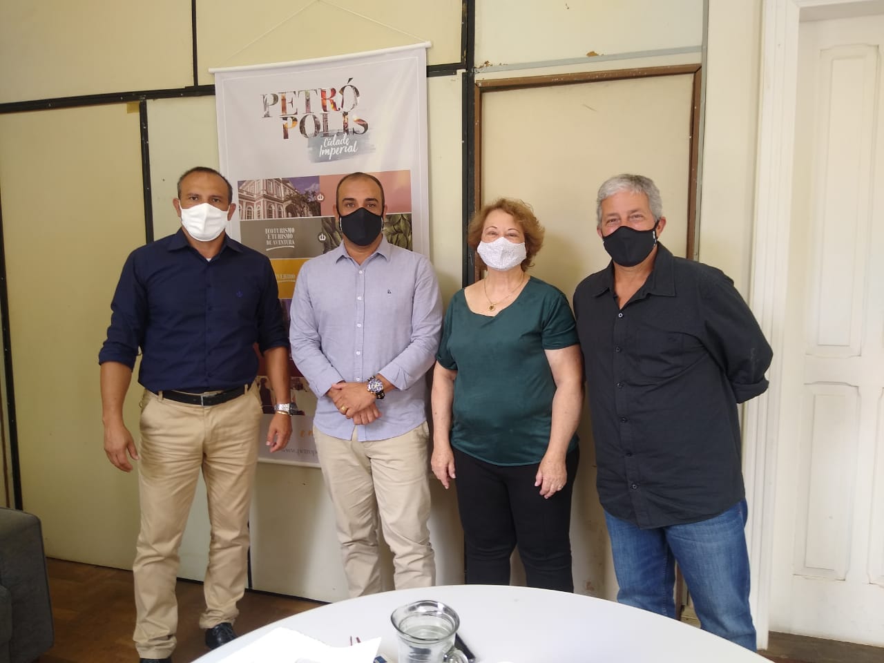 Secretário de Turismo de Miguel Pereira vem a Petrópolis em busca de suporte para o turismo local