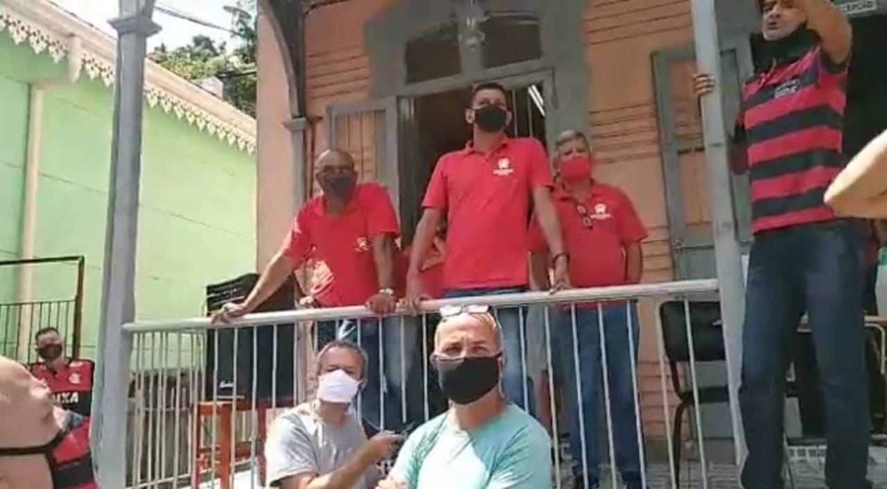 Primeira etapa da assembleia geral dos rodoviários foi realizada na manhã de hoje (19)