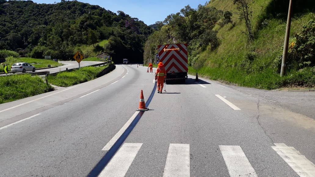 Concer realiza obras e serviços de conservação em trecho da Serra de Petrópolis