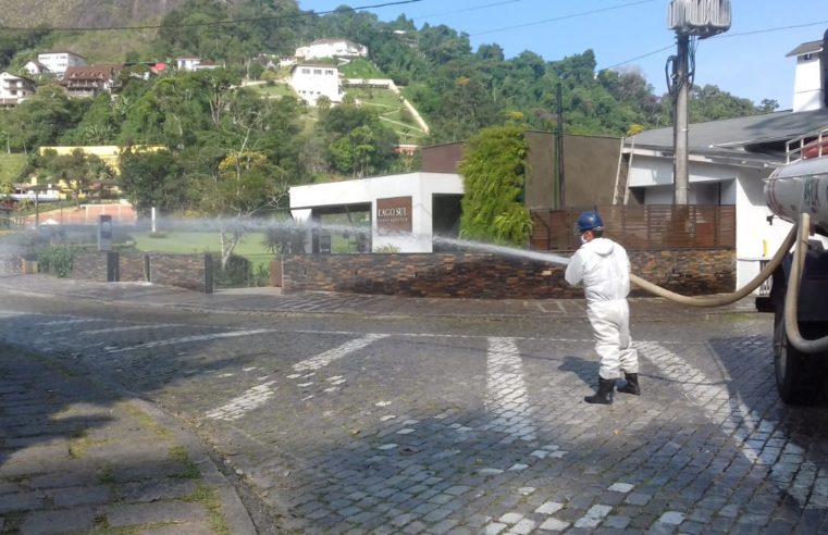 Ações de limpeza são realizadas em ruas e calçadas do município