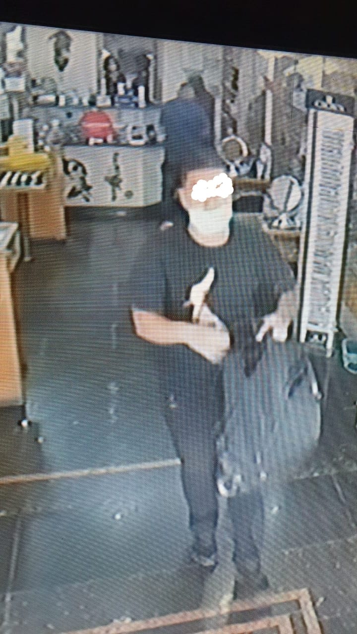 Ótica é assaltada no Centro da Cidade