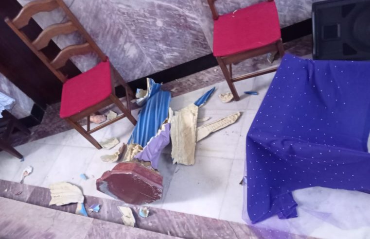 Imagem de Nossa Senhora das Dores é destruída por vândalo