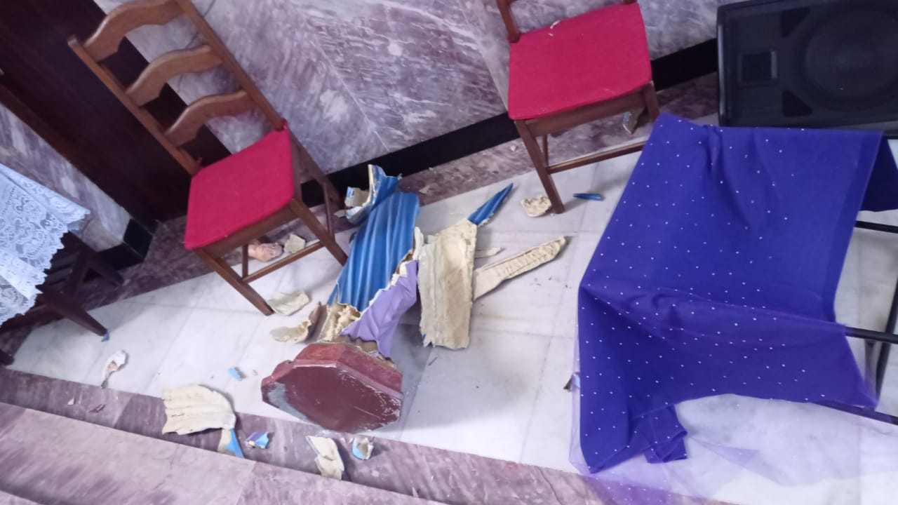 Imagem de Nossa Senhora das Dores é destruída por vândalo