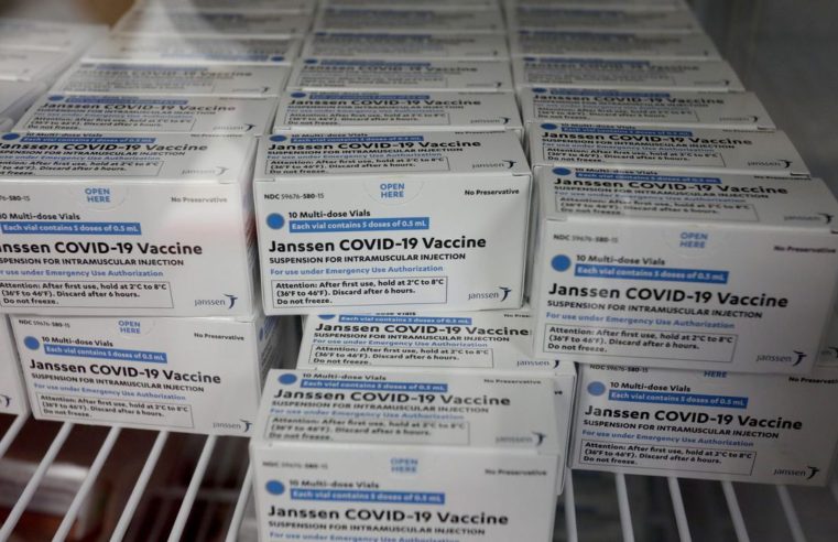 Painel dos EUA quer mais dados antes de decidir sobre vacina da J&J