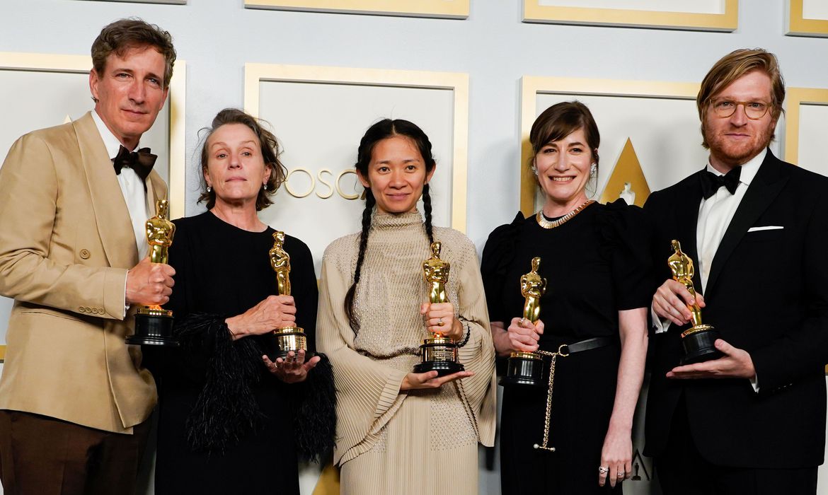 Nomadland – Sobreviver na América leva 3 principais prêmios do Oscar
