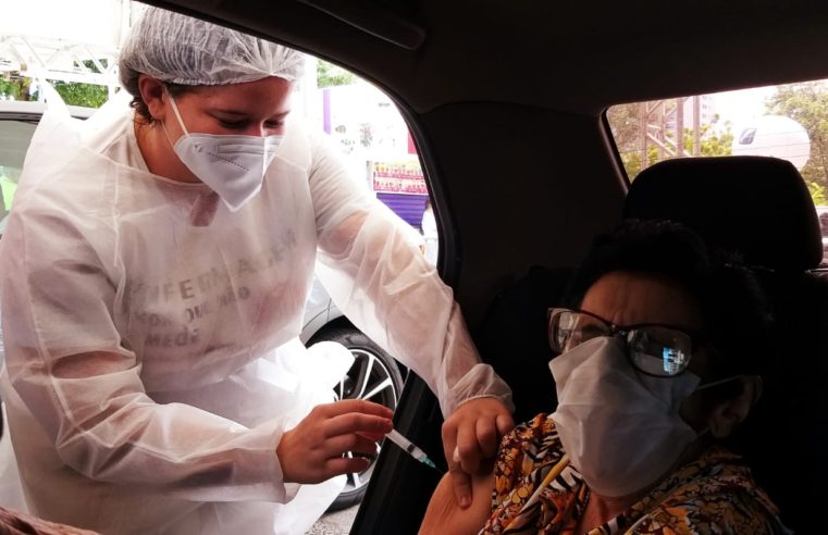 Neste domingo (18) a Secretaria de Saúde inicia a vacinação de idosos a partir de 66 anos