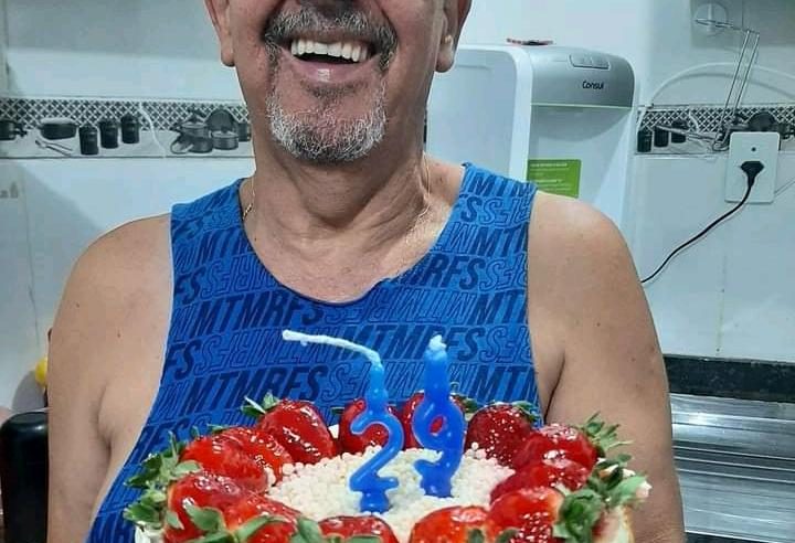Dono de pizzaria morre de covid-19